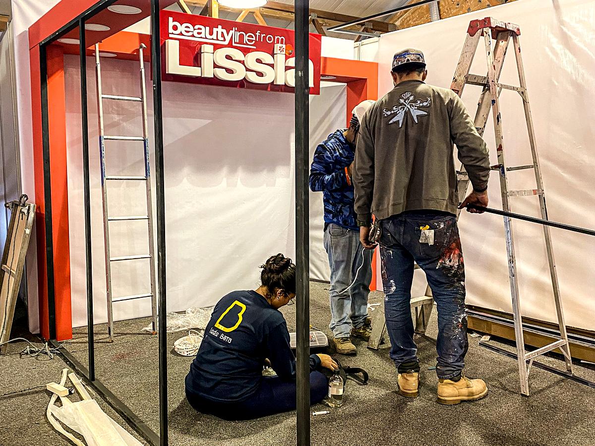 iMontaje de stand para feria – Lado Beta