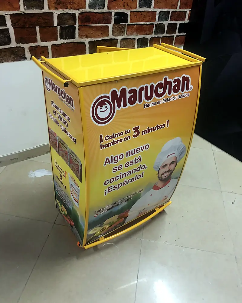 Carro degustador para Maruchan diseñado y fabricado por Lado Beta