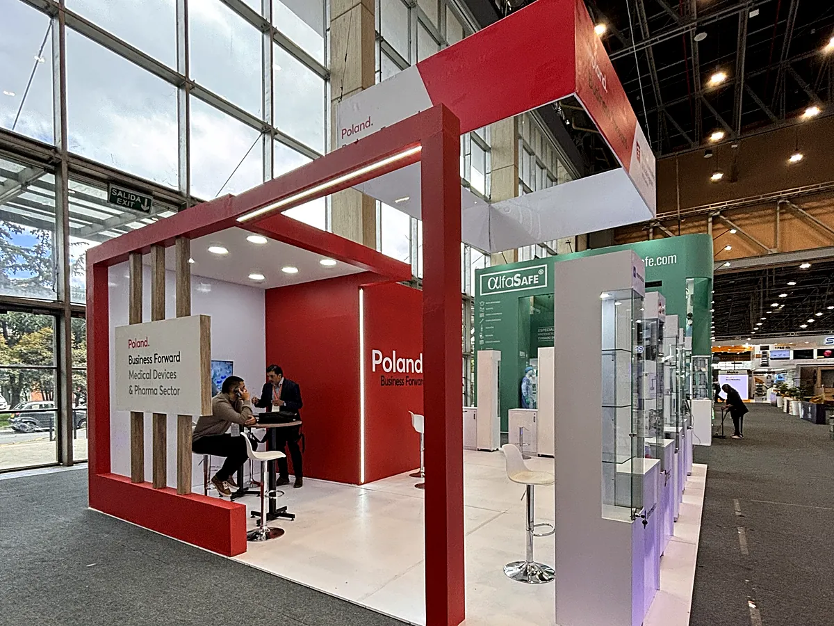 Stand Poland Business Forward en Alimentec, por Lado Beta