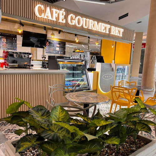 Re diseño, construcción e instalación isla comercial de cafe en cartagena