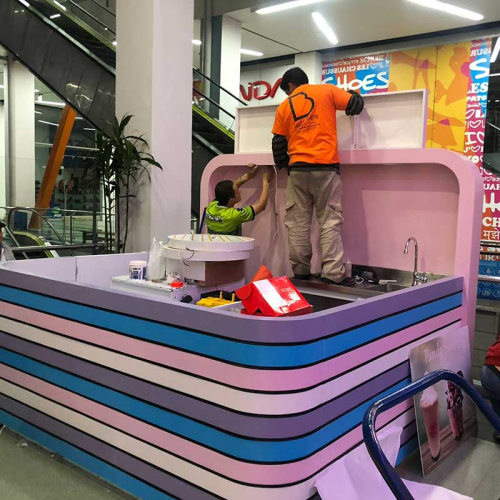 Diseño y producción de isla comercial para helados